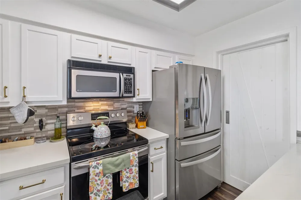 7600 Emmett F Lowry Expressway #1102 Texas City, TX 77591