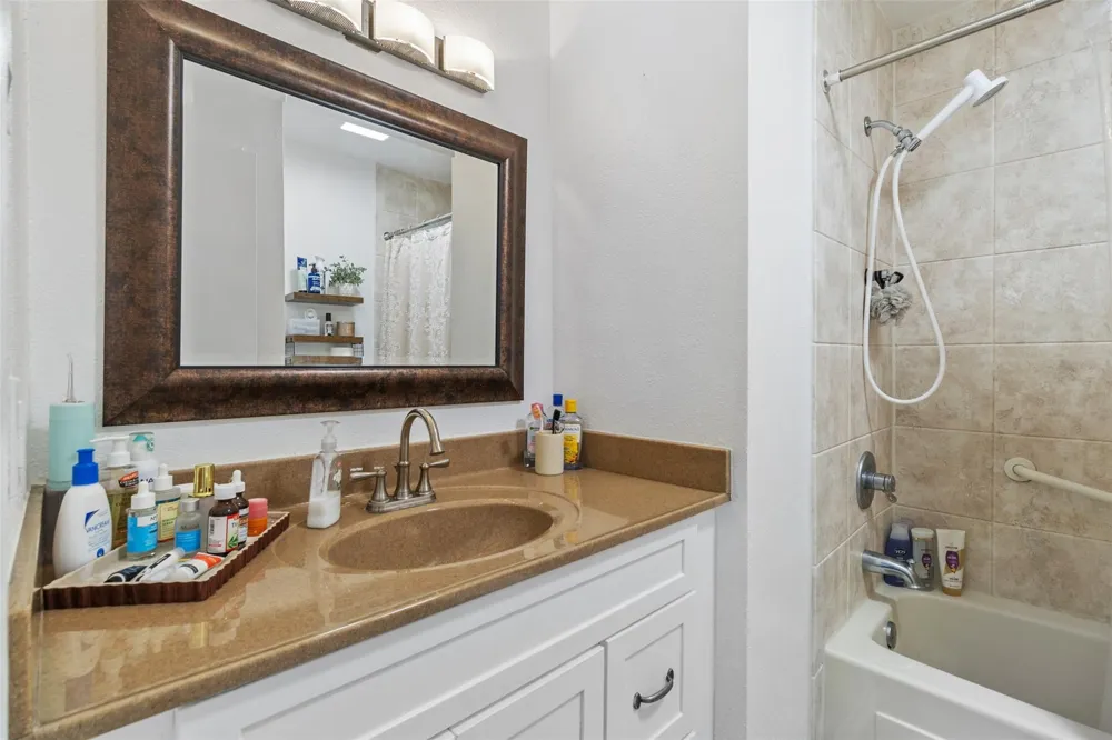7600 Emmett F Lowry Expressway #1102 Texas City, TX 77591