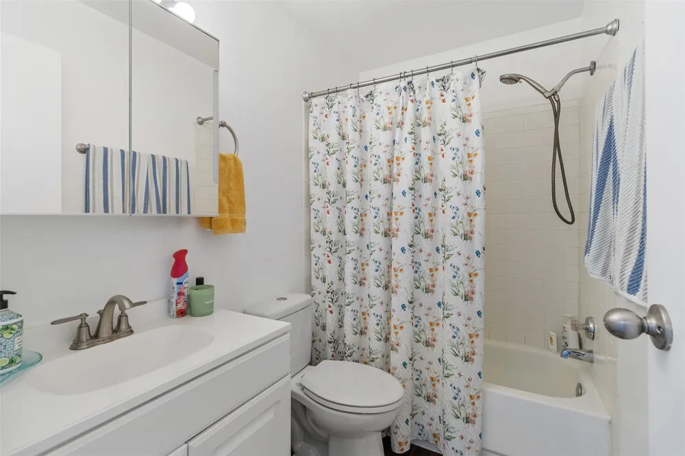 7600 Emmett F Lowry Expressway #1102 Texas City, TX 77591