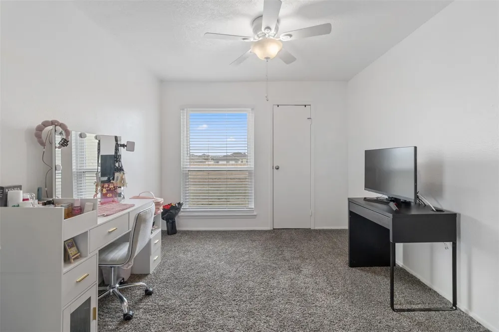 7600 Emmett F Lowry Expressway #1102 Texas City, TX 77591