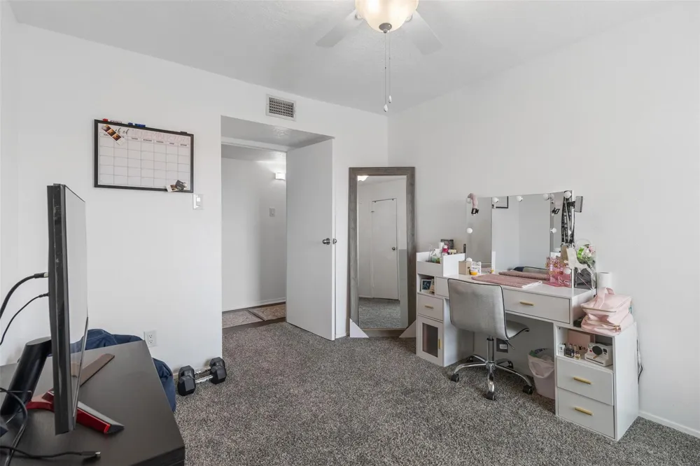 7600 Emmett F Lowry Expressway #1102 Texas City, TX 77591