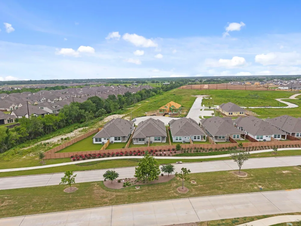 5263 Celestial Court Iowa Colony, TX 77583