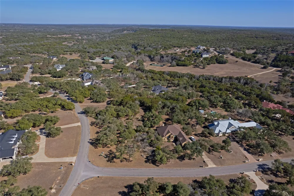 117 Covered Bridge Drive Driftwood, TX 78619