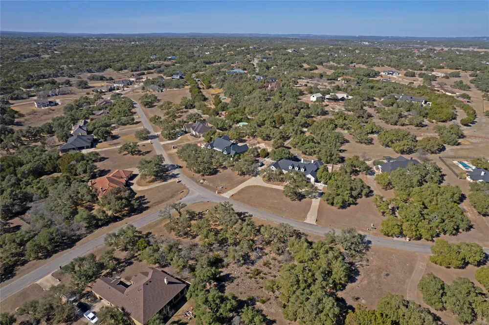 117 Covered Bridge Drive Driftwood, TX 78619