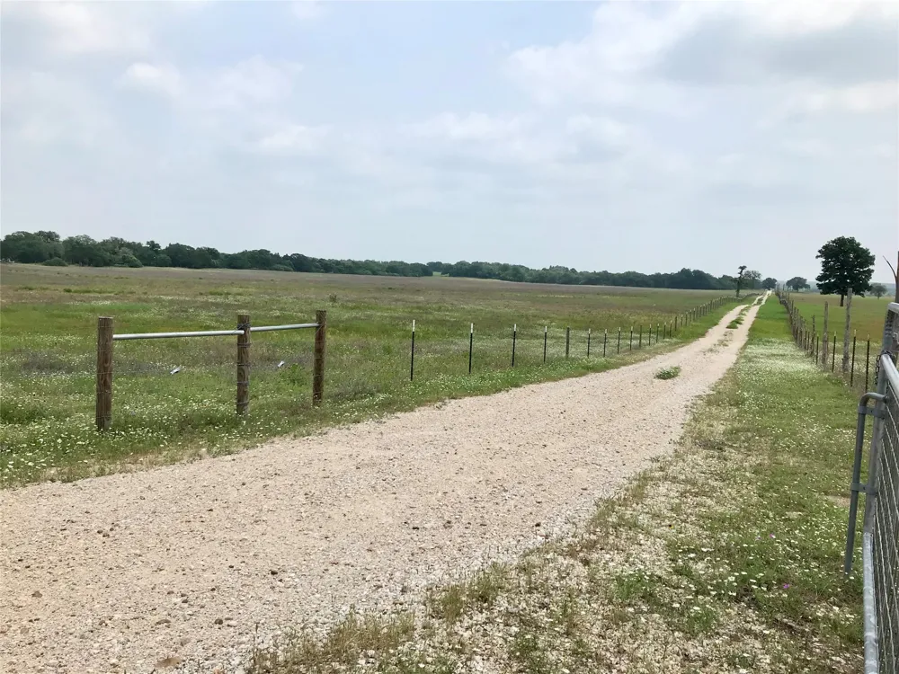 1672 Sayers Tract 2 Road Bastrop, TX 78602