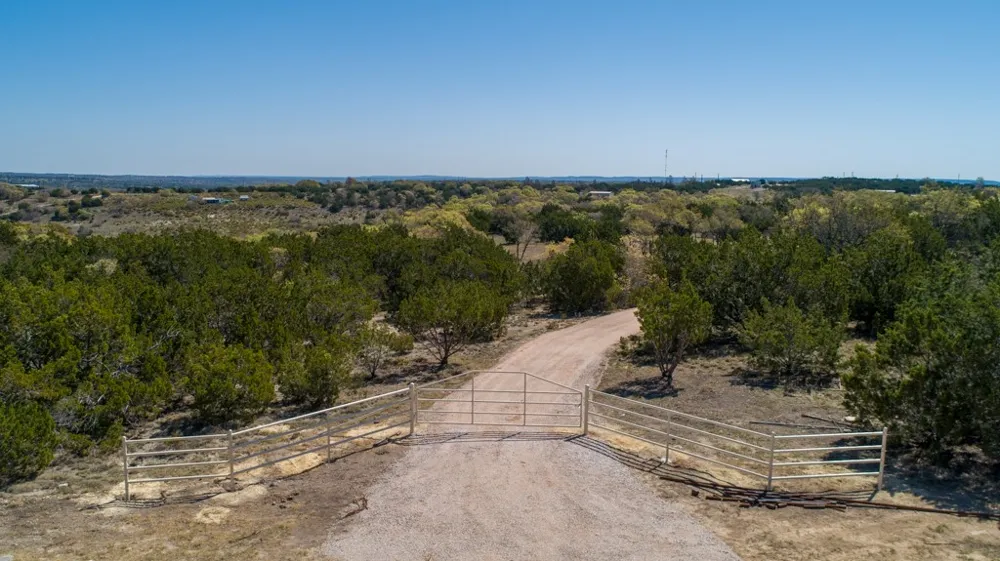 4 Hidden Valley Ranch Road Johnson City, TX 78636