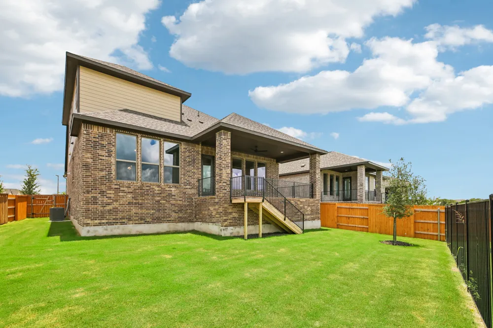214 Prickly Poppy Loop Kyle, TX 78640
