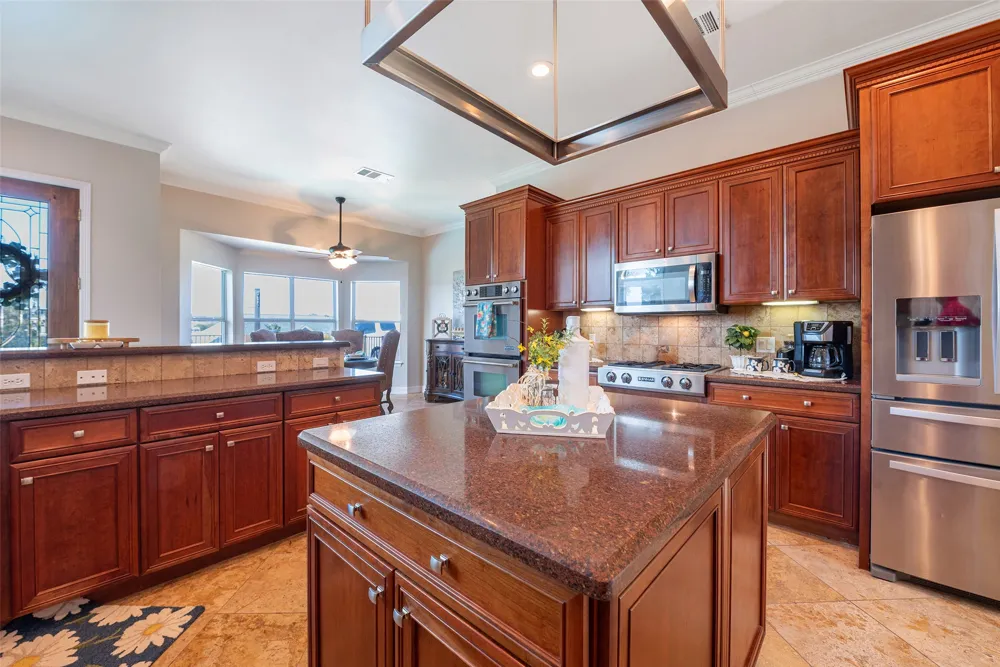 3211 Constitution Drive Lago Vista, TX 78645