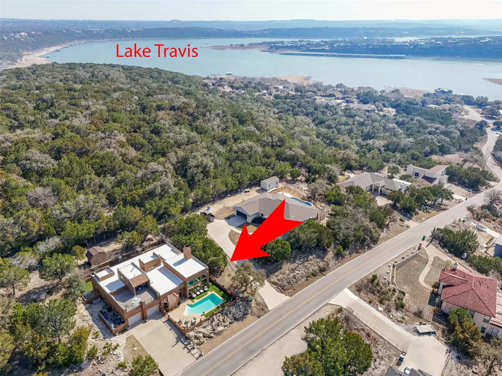 3211 Constitution Drive Lago Vista, TX 78645