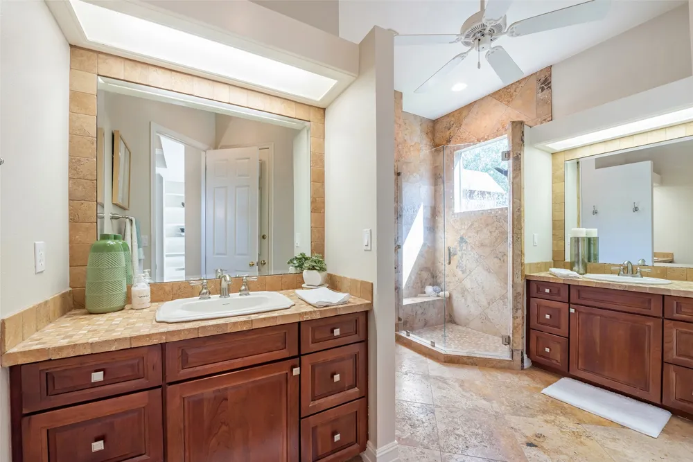 3211 Constitution Drive Lago Vista, TX 78645
