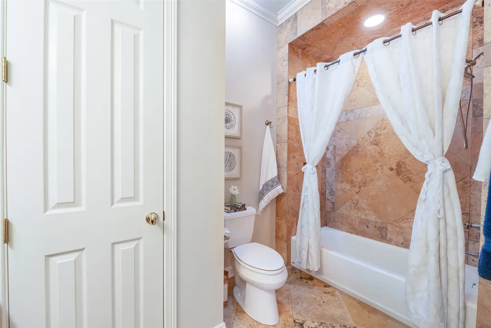 3211 Constitution Drive Lago Vista, TX 78645