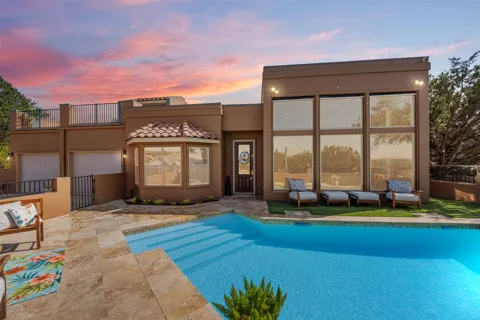 3211 Constitution Drive