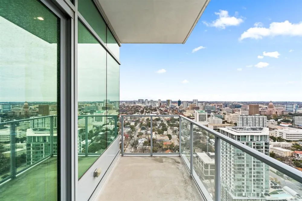 501 West Avenue #3403 Austin, TX 78701