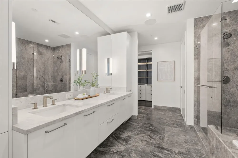 501 West Avenue #3403 Austin, TX 78701