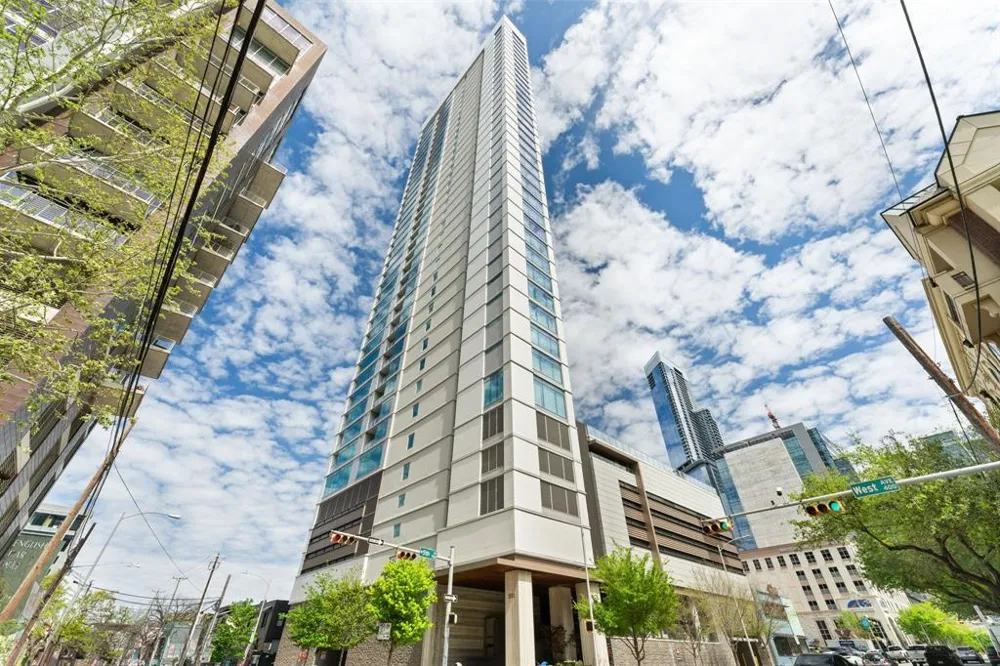 501 West Avenue #3403 Austin, TX 78701