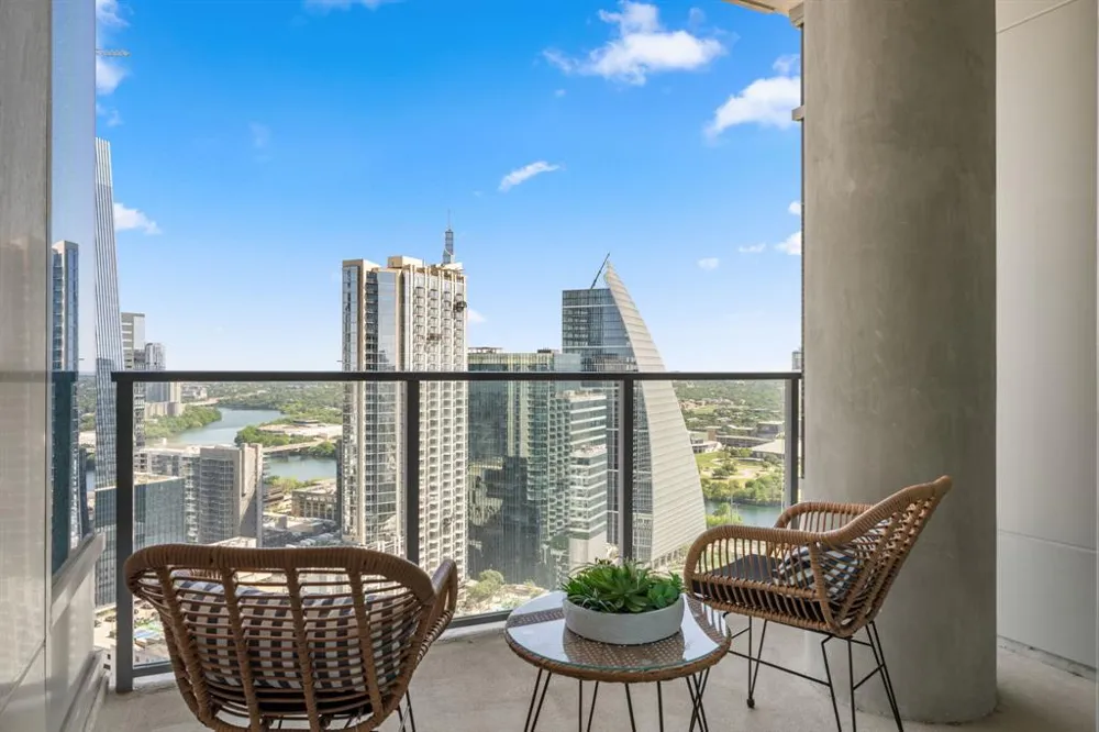 501 West Avenue #3403 Austin, TX 78701
