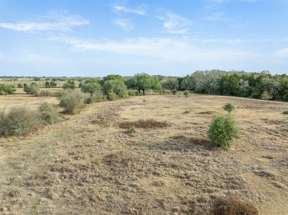 1310 Nassau Road Round Top, TX 78954