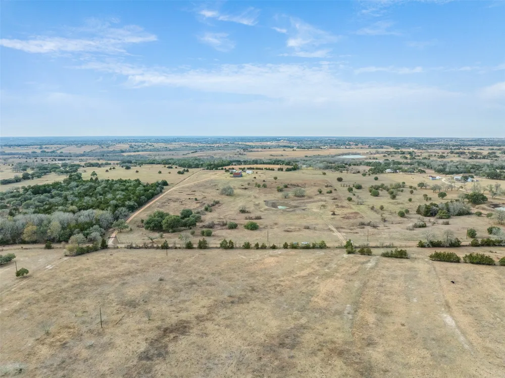 1310 Nassau Road Round Top, TX 78954