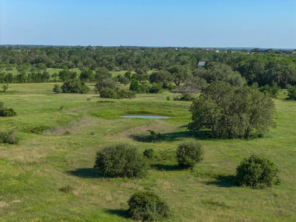 1310 Nassau Road Round Top, TX 78954