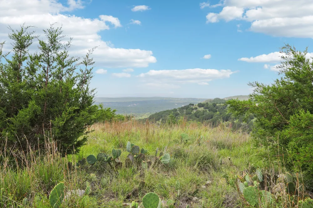 144 Cherokee Ridge Bertram, TX 78605