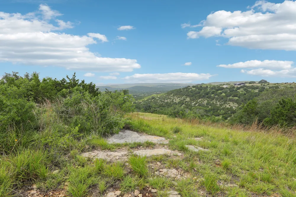 144 Cherokee Ridge Bertram, TX 78605