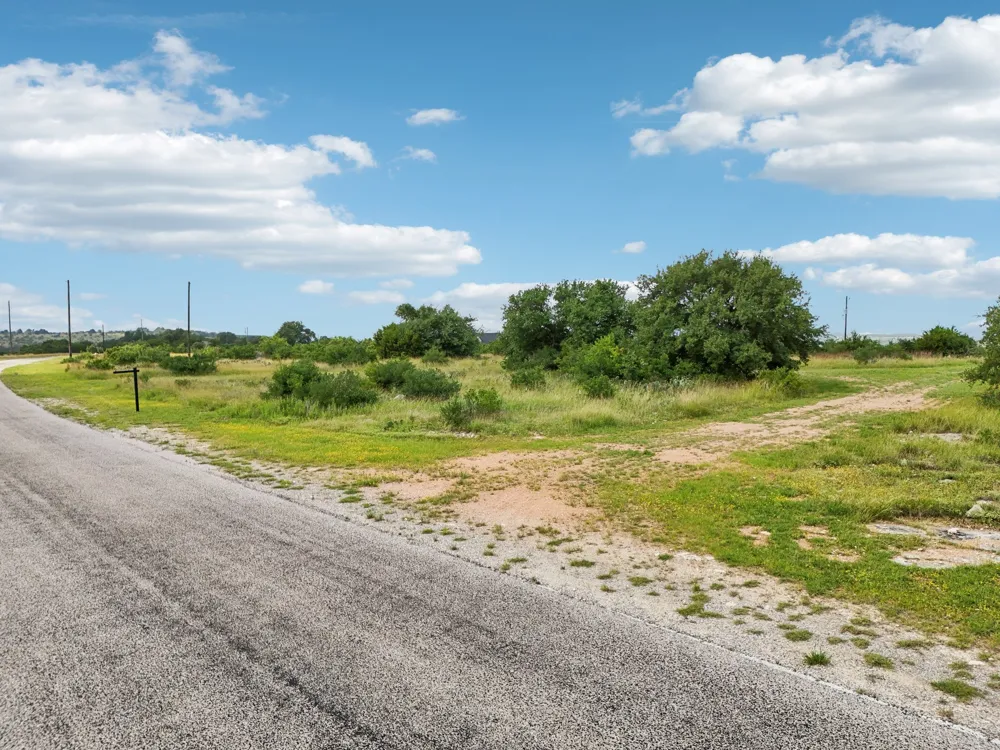 144 Cherokee Ridge Bertram, TX 78605