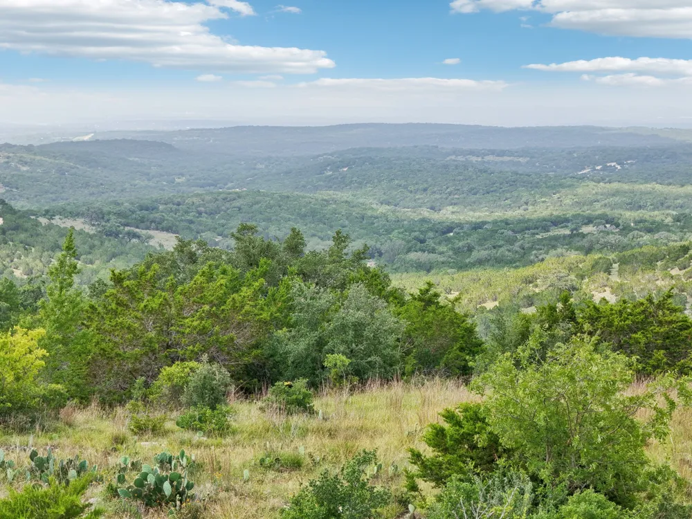 144 Cherokee Ridge Bertram, TX 78605