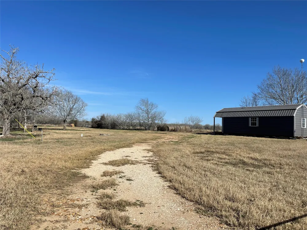5279 Fm 2762 Flatonia, TX 78941
