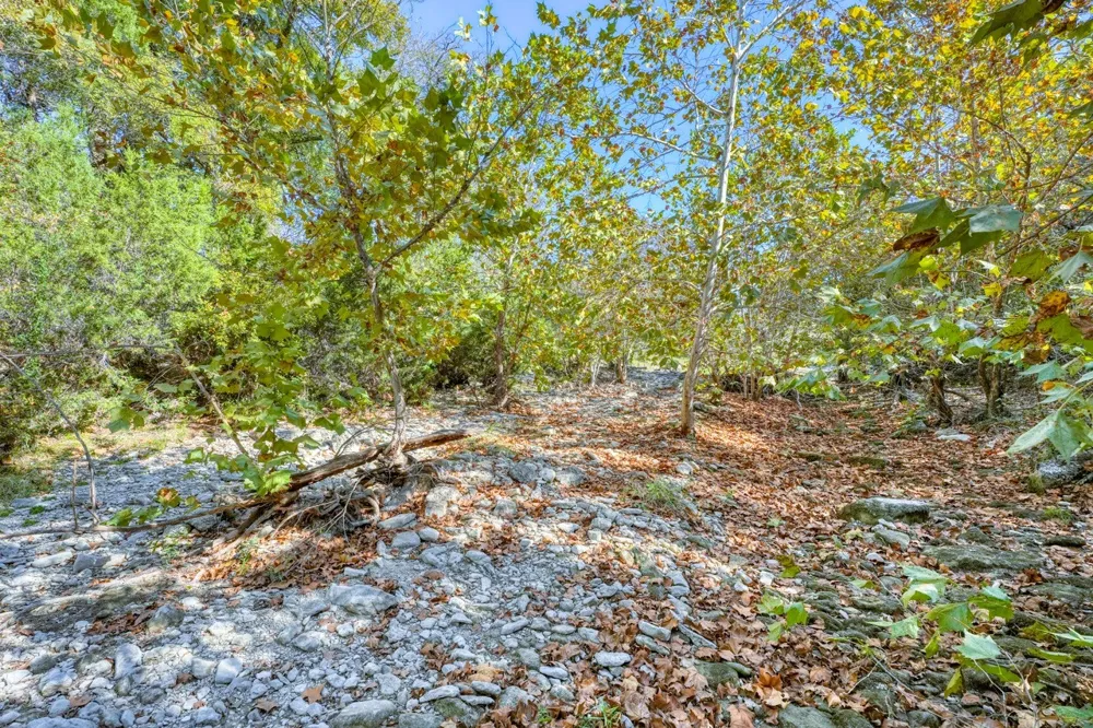 8256 S Us Highway 183 Briggs, TX 78608