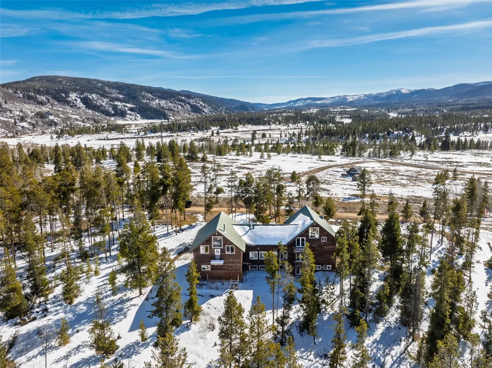 33533 Seneca Trail Oak Creek, CO 80467