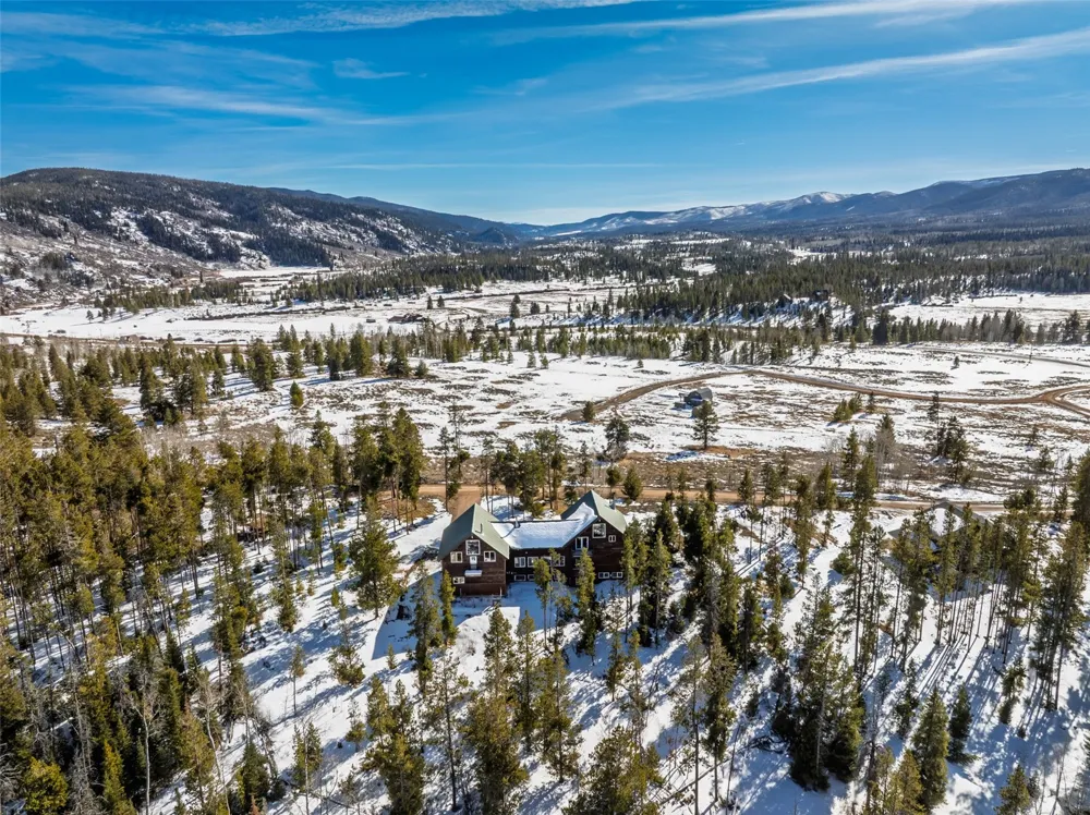 33533 Seneca Trail Oak Creek, CO 80467