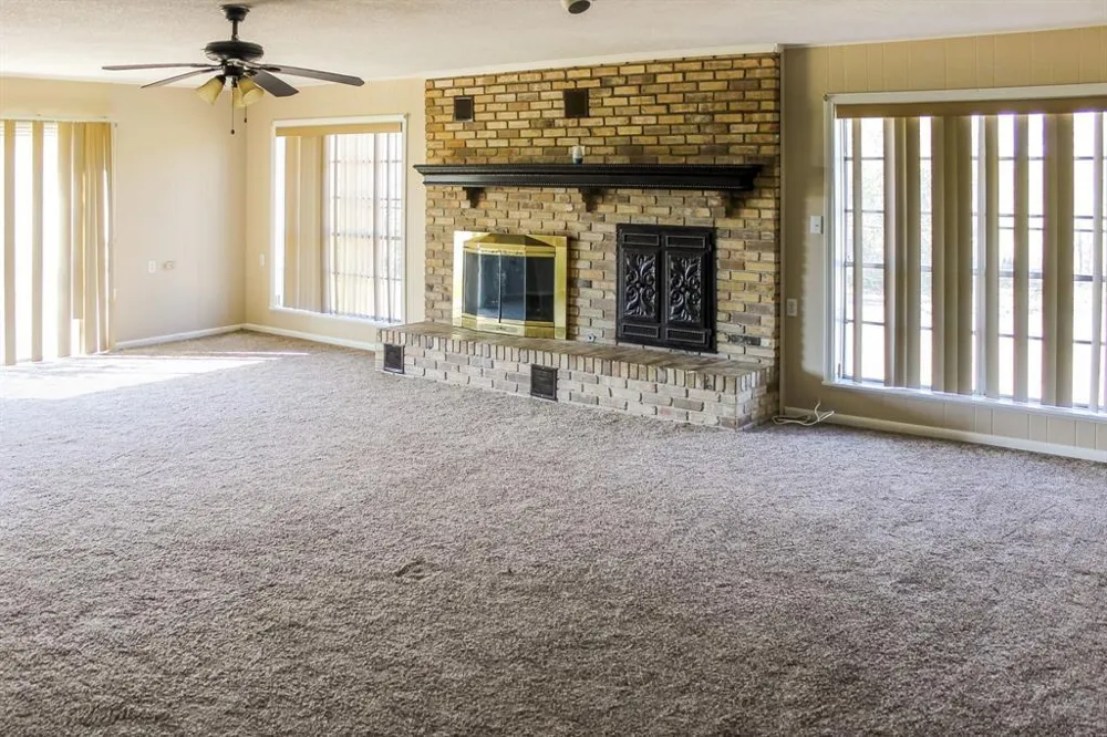2248 Us Highway 77a S Yoakum, TX 77995