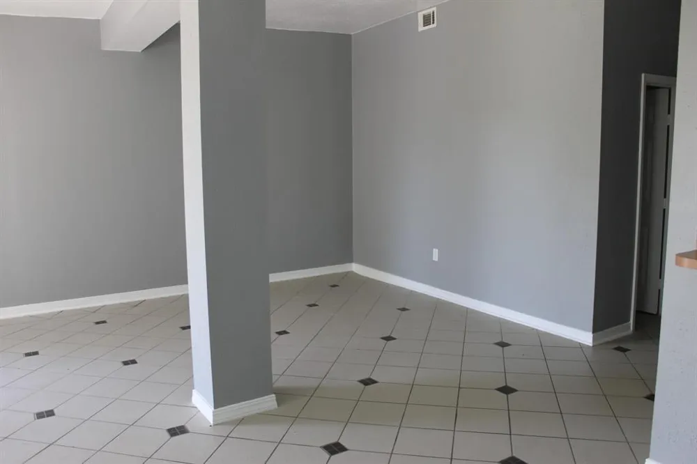 2248 Us Highway 77a S Yoakum, TX 77995