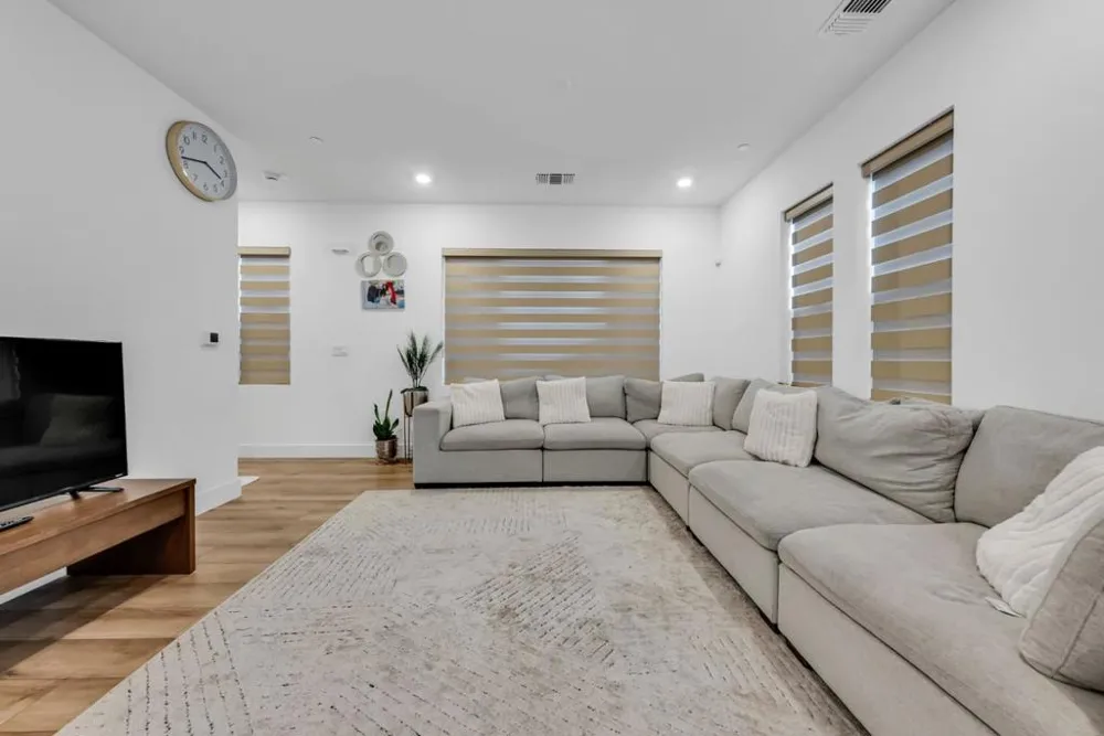 122 W Riverside Place Tracy, CA 95391