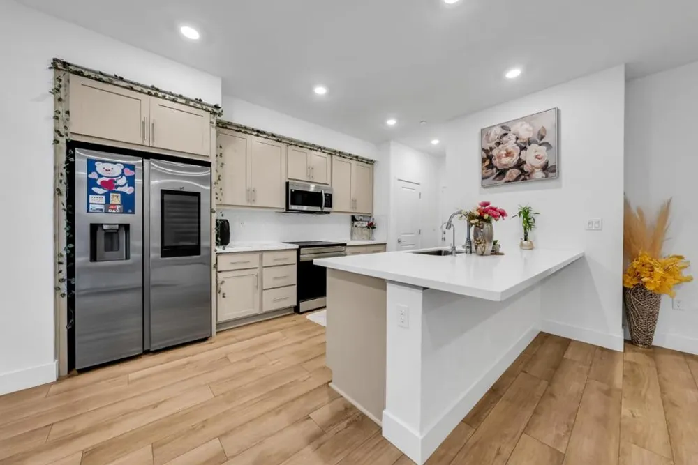 122 W Riverside Place Tracy, CA 95391