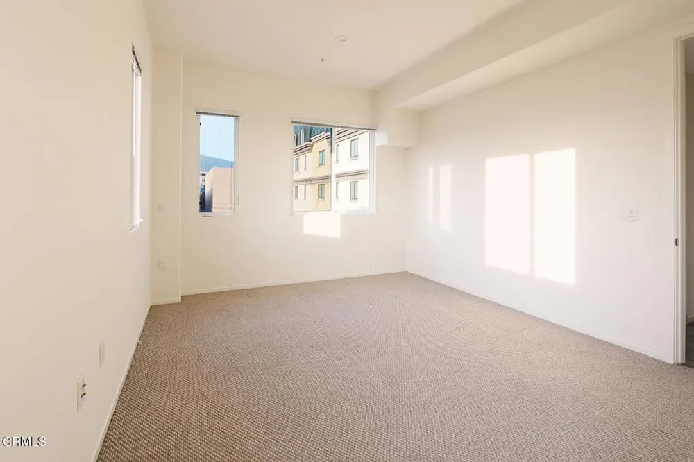 124 W Colorado Street #404 Glendale, CA 91204