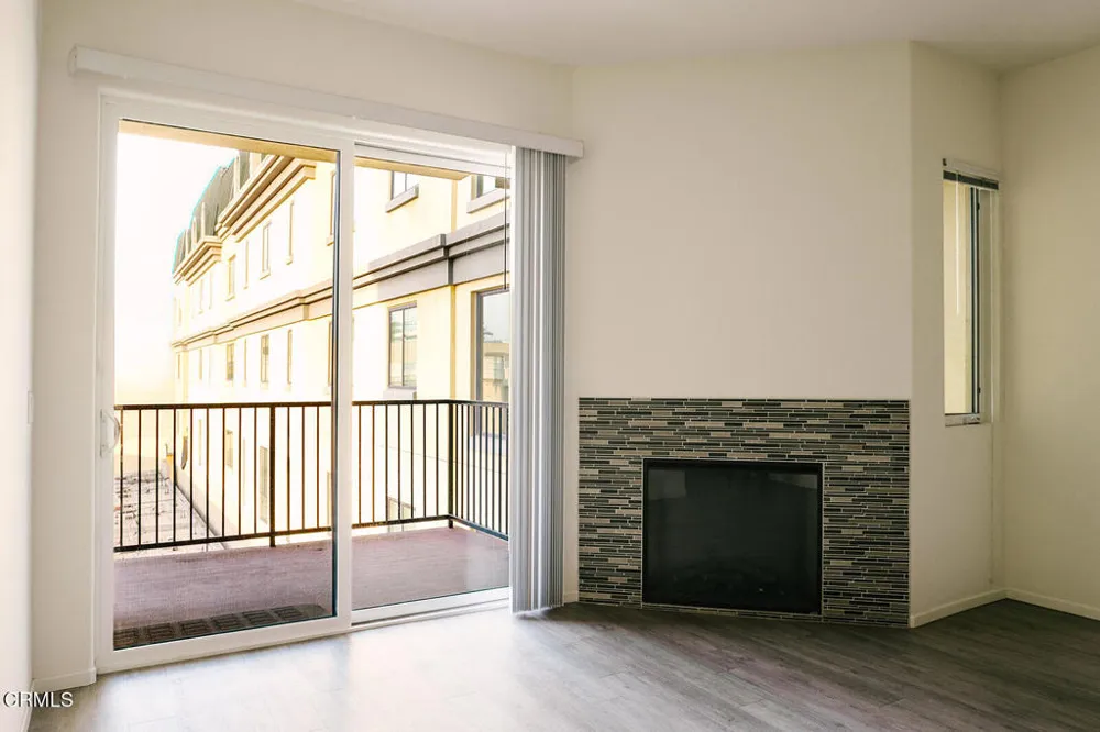 124 W Colorado Street #404 Glendale, CA 91204