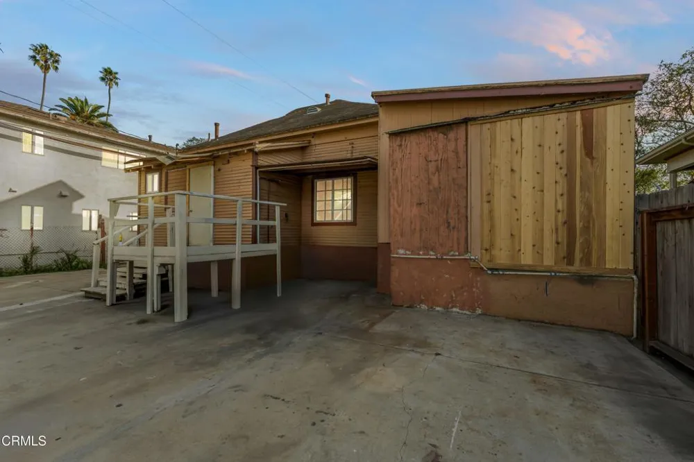 425 W 1st Street Oxnard, CA 93030