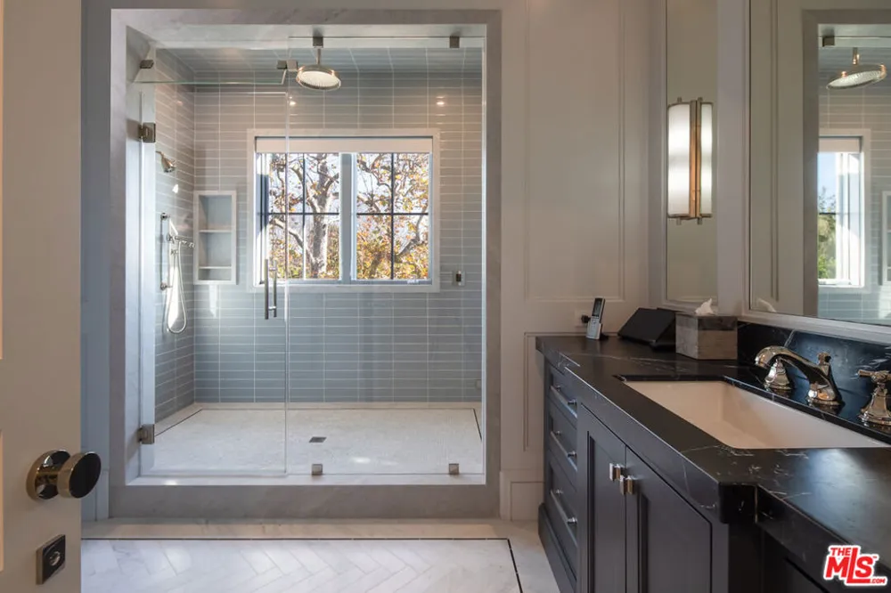 1580 Sorrento Drive Pacific Palisades, CA 90272