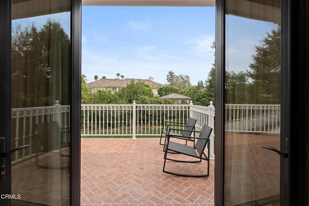 550 Unique Lane Simi Valley, CA 93065