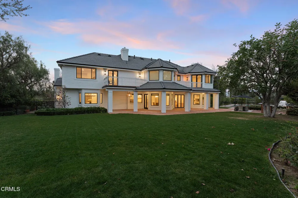 550 Unique Lane Simi Valley, CA 93065