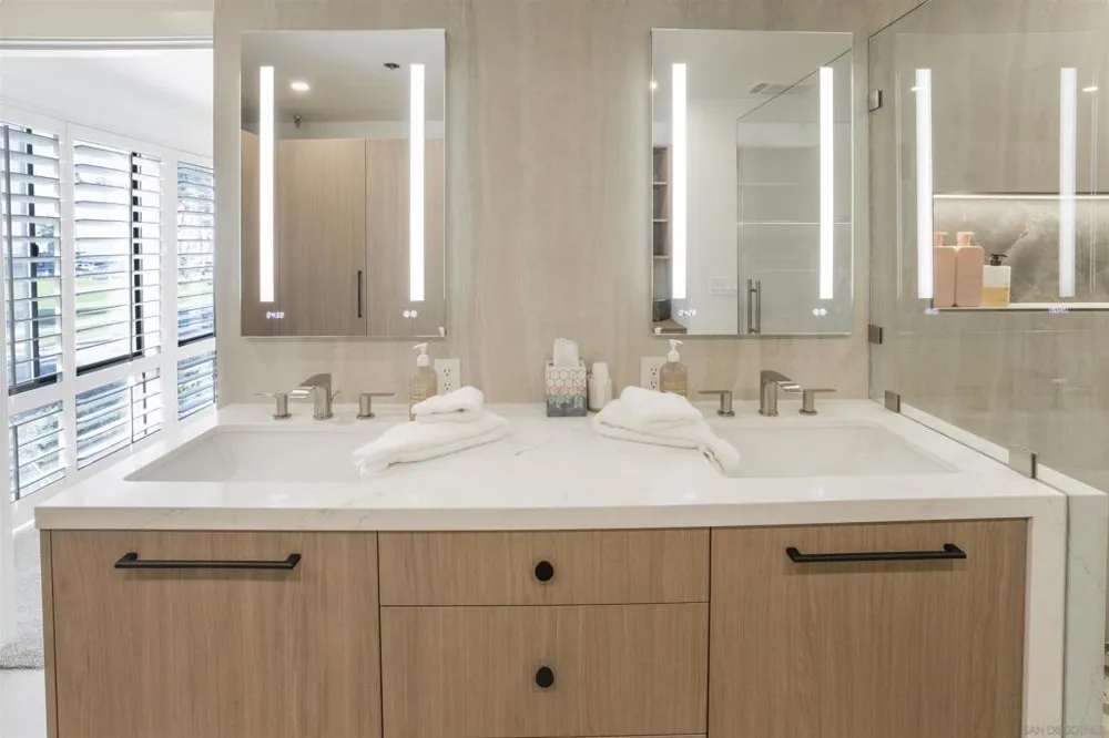 8263 Camino del Oro #171 La Jolla, CA 92037