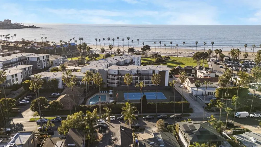 8263 Camino del Oro #171 La Jolla, CA 92037