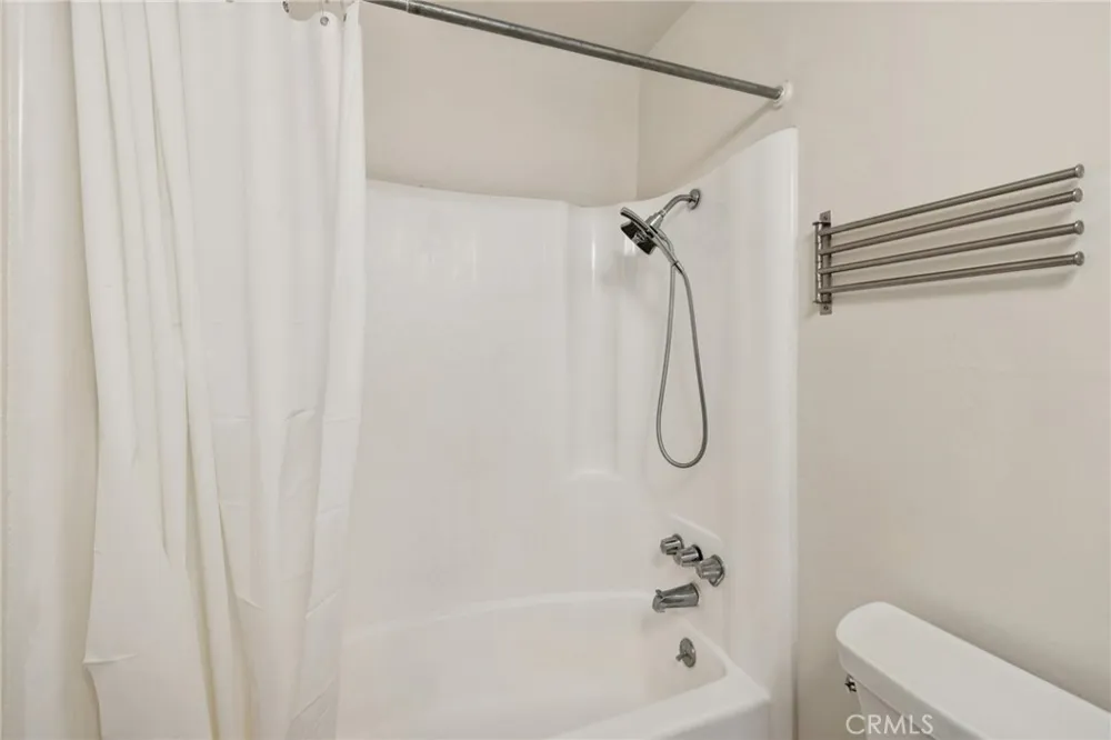 125 S Sierra Madre #215 Pasadena, CA 91107