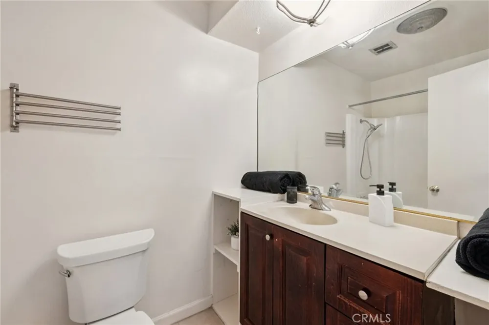125 S Sierra Madre #215 Pasadena, CA 91107