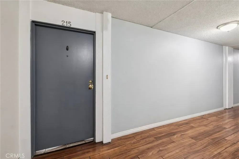 125 S Sierra Madre #215 Pasadena, CA 91107