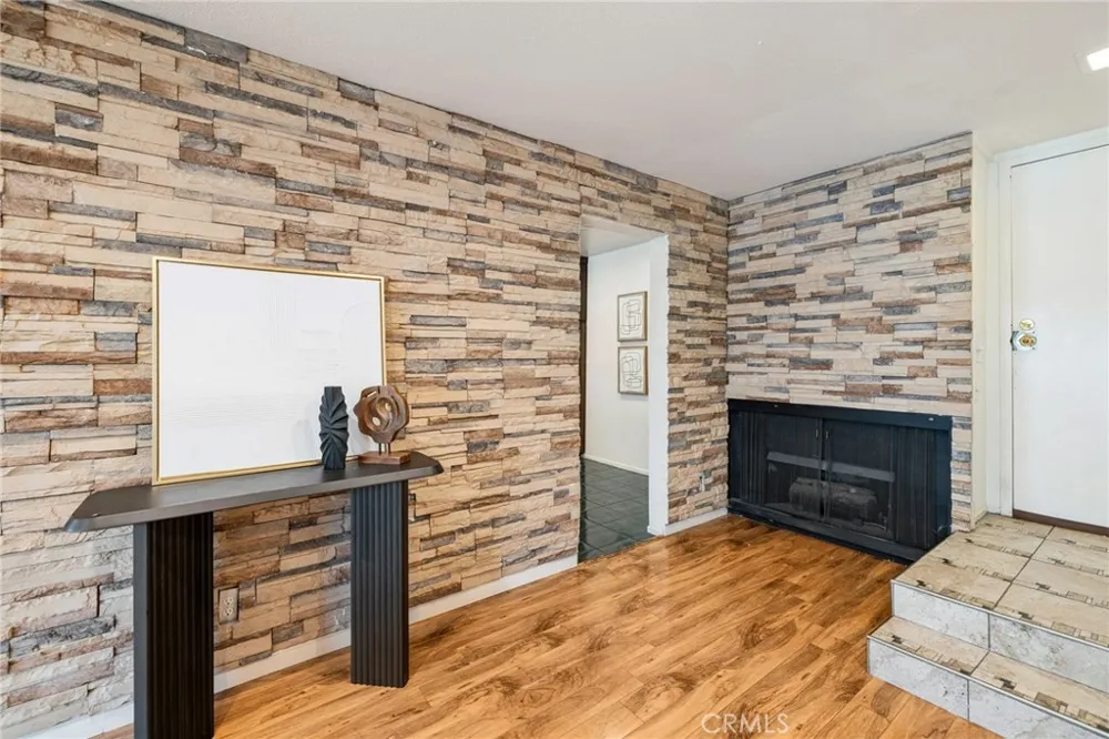125 S Sierra Madre #215 Pasadena, CA 91107