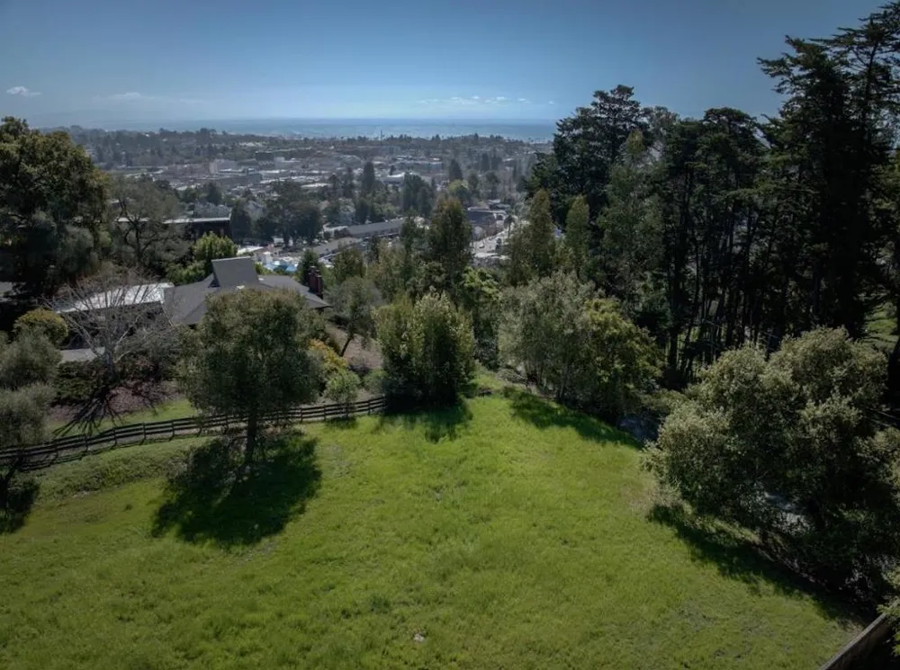 112 Hillcrest Terrace Santa Cruz, CA 95060
