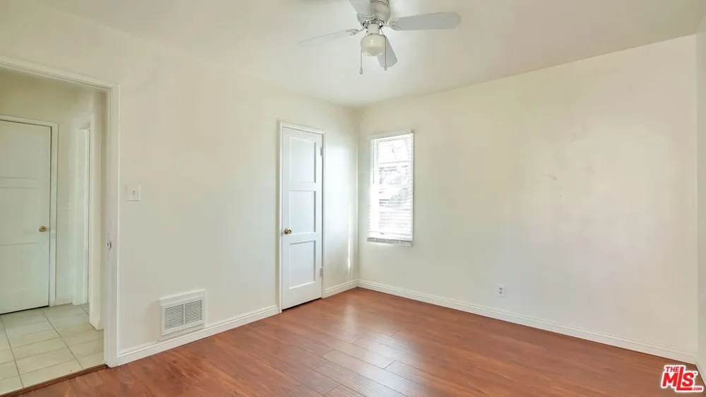 4063 ABOURNE ROAD #B Los Angeles, CA 90008