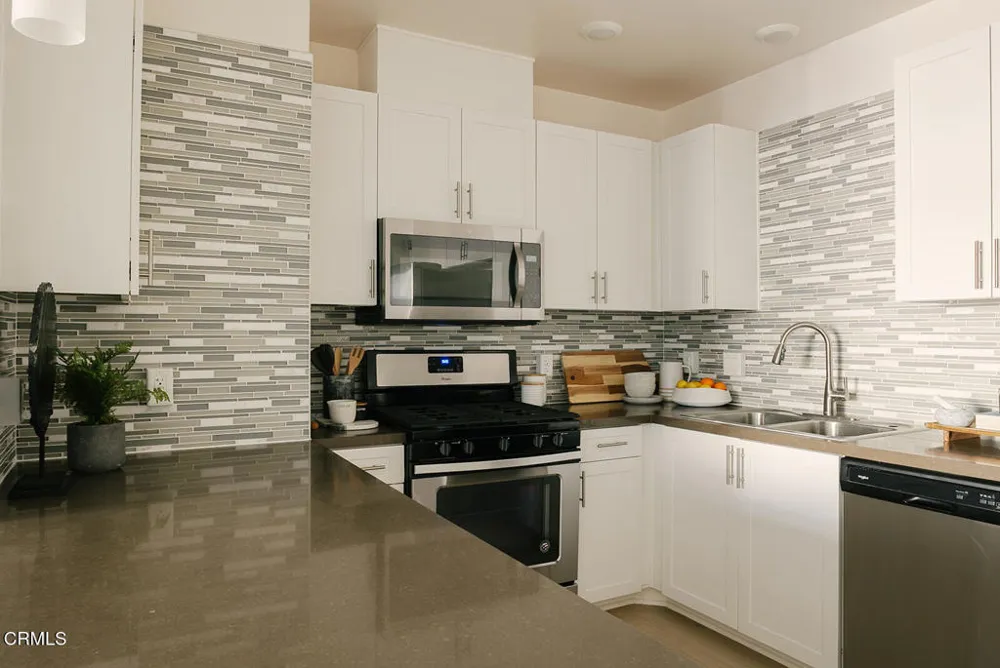 124 W Colorado Street #307 Glendale, CA 91204